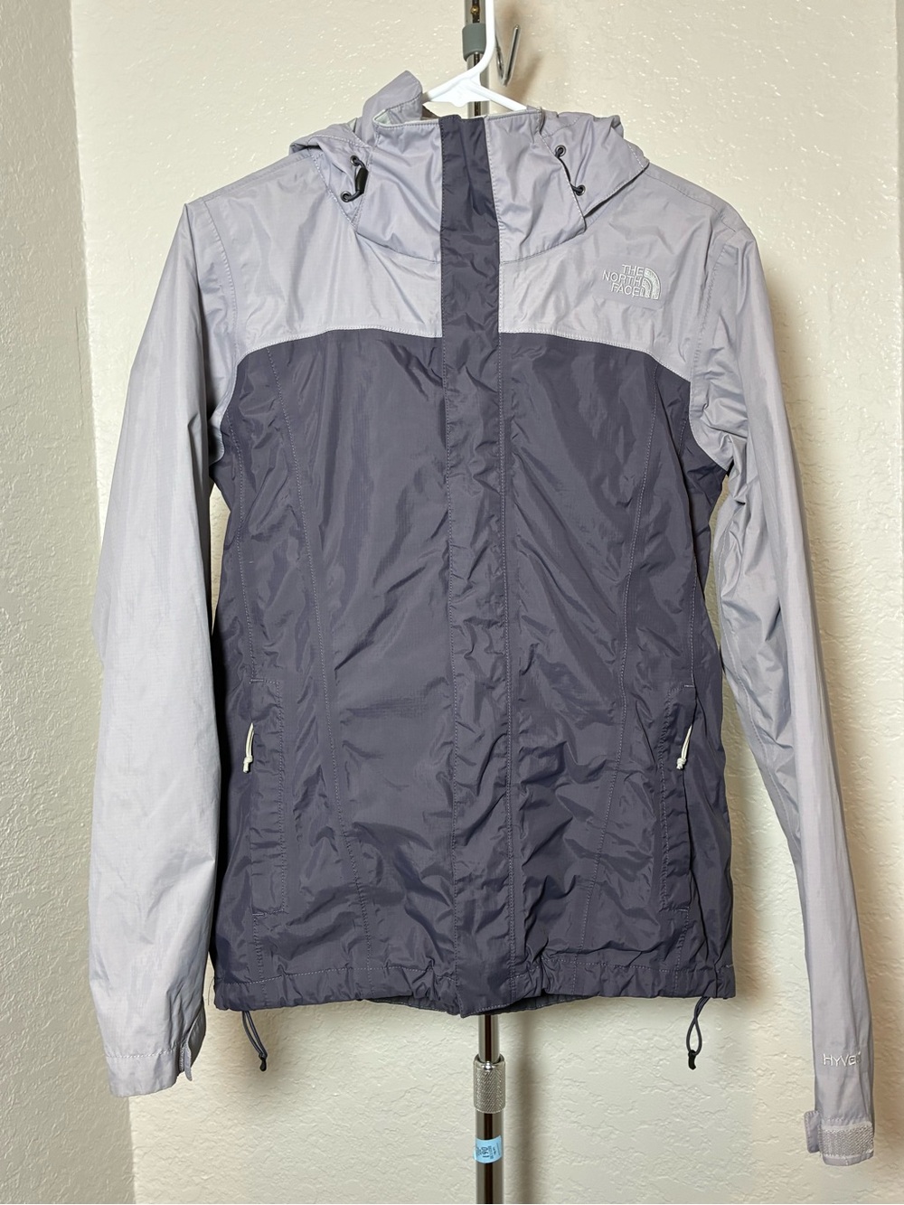 The North Face Women’s Two-Tone Hooded Raincoat - Lavender/Purple  Small/P